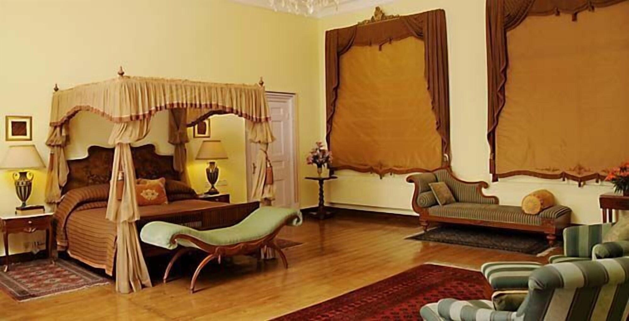 The Lalit Grand Palace Srinagar Phòng bức ảnh