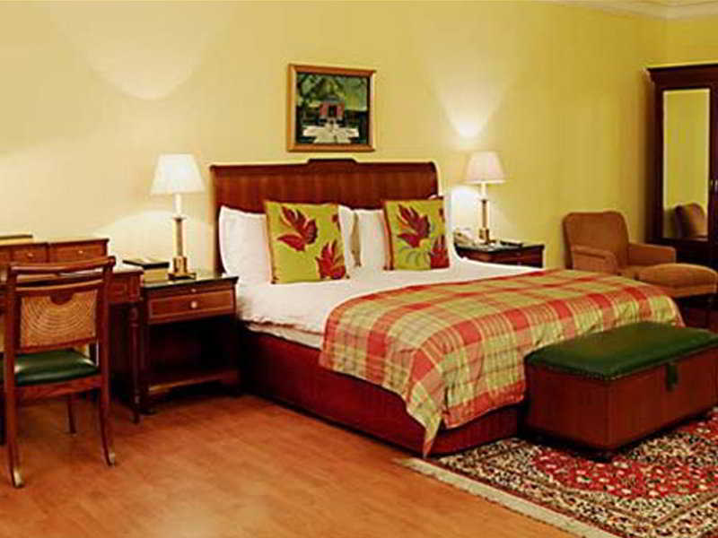 The Lalit Grand Palace Srinagar Ngoại thất bức ảnh