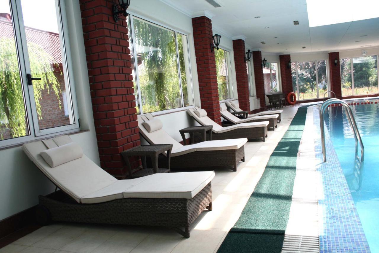 The Lalit Grand Palace Srinagar Ngoại thất bức ảnh